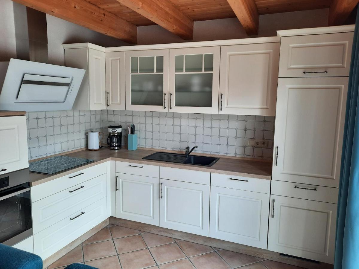 Tolles Ferienhaus In Pilsum - Ferienhaus Trientje - Mit Garten Und Ueberdachter Terrasse Exterior foto